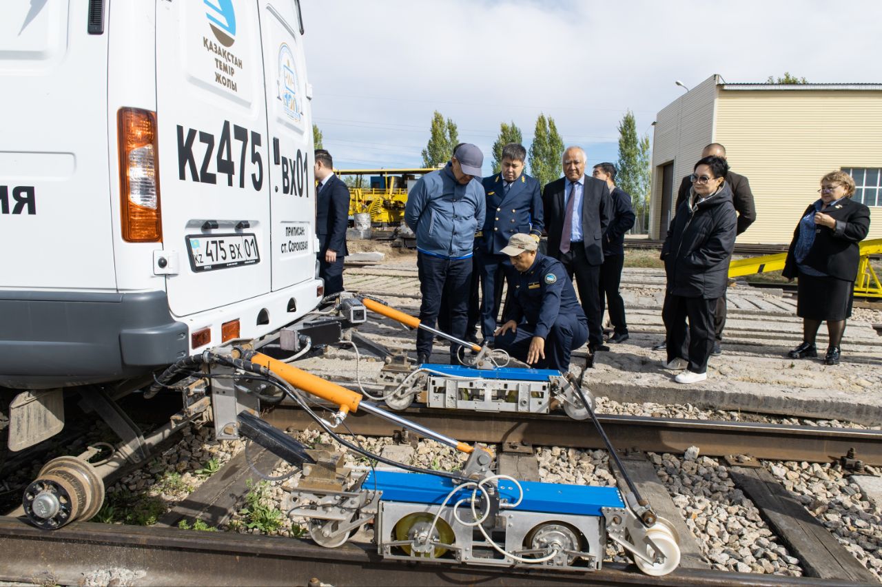 Центр диагностики пути КТЖ продемонстрировал современные технологии