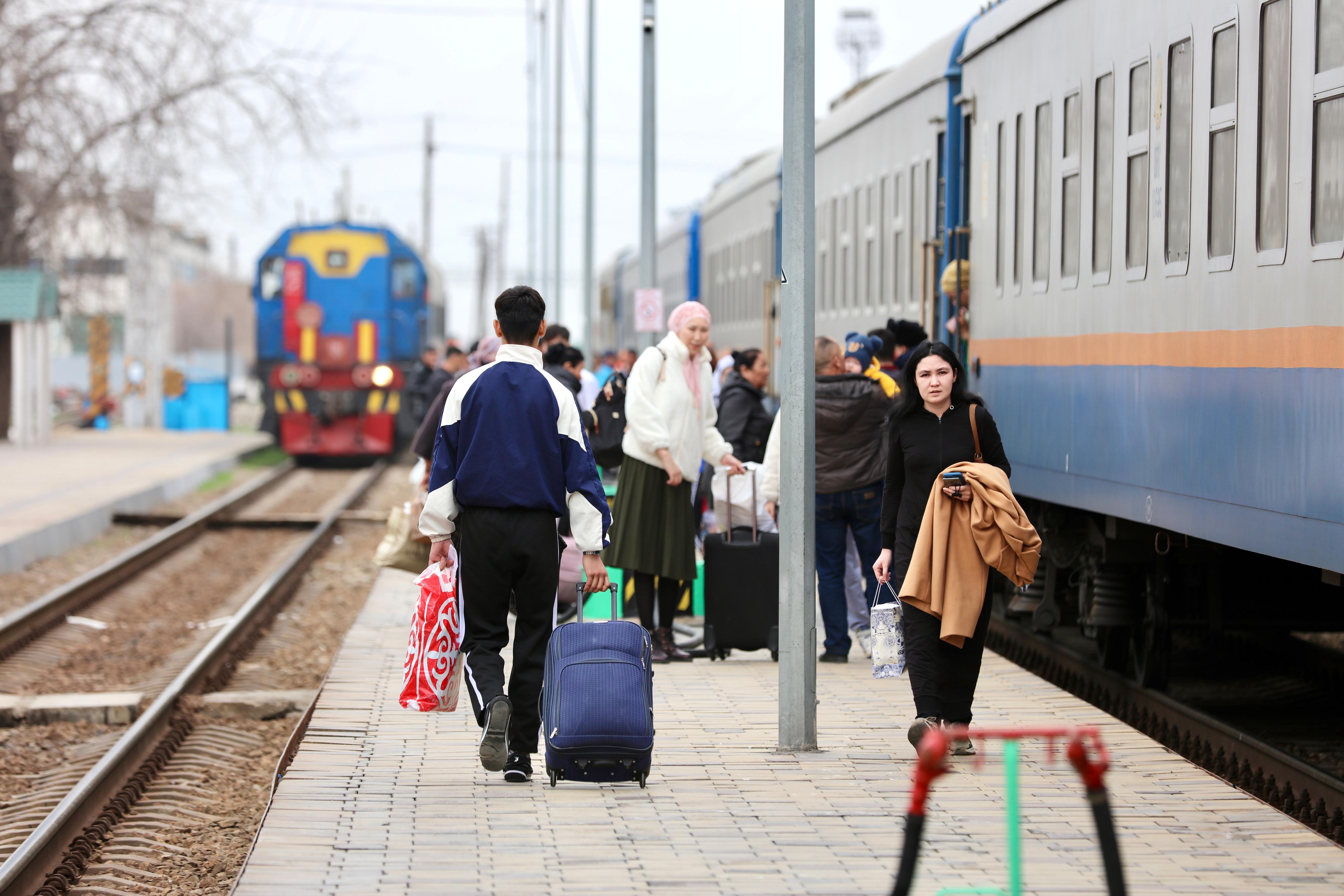 KTZ transported by train more than 317 thousand passengers during the May holidays