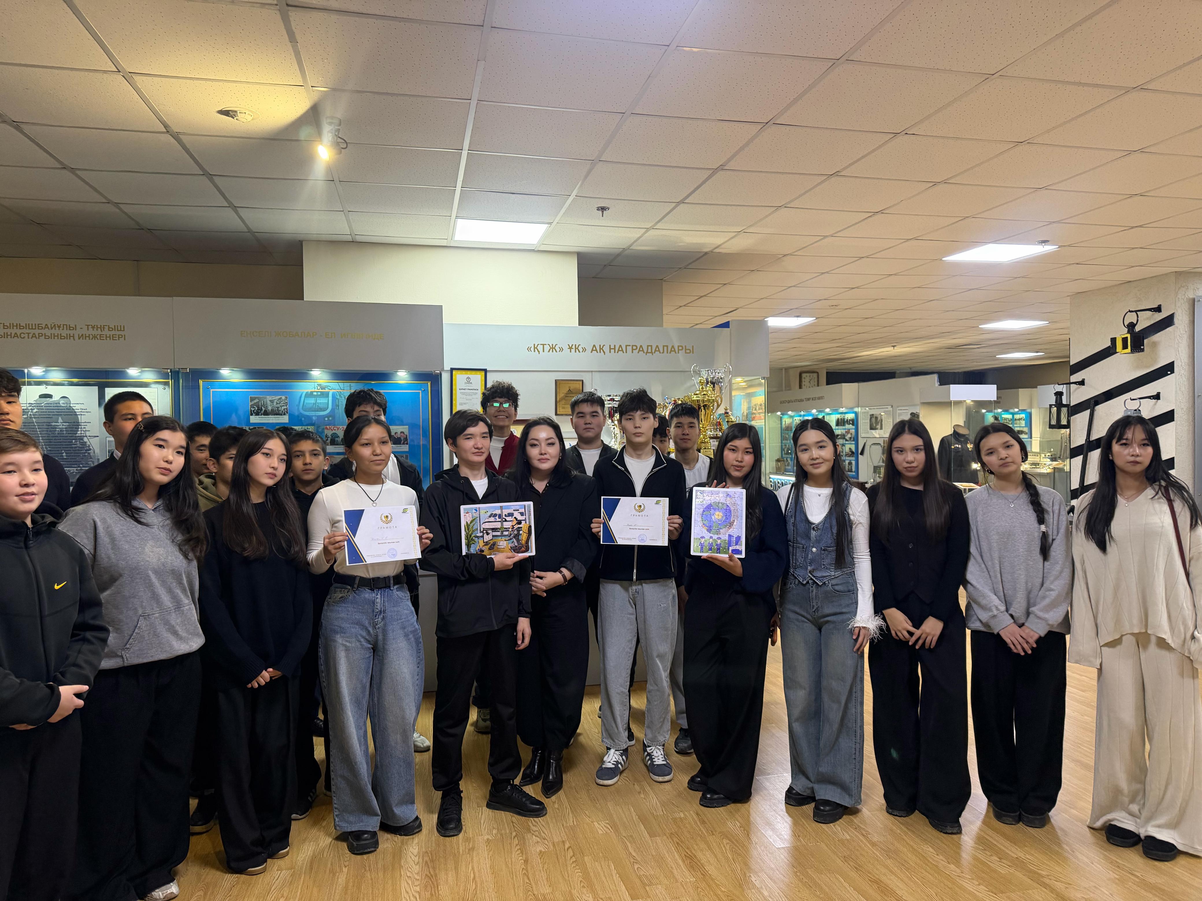 Более 1200 столичных школьников и студентов посетили Музей железнодорожного транспорта в рамках профориентационного проекта