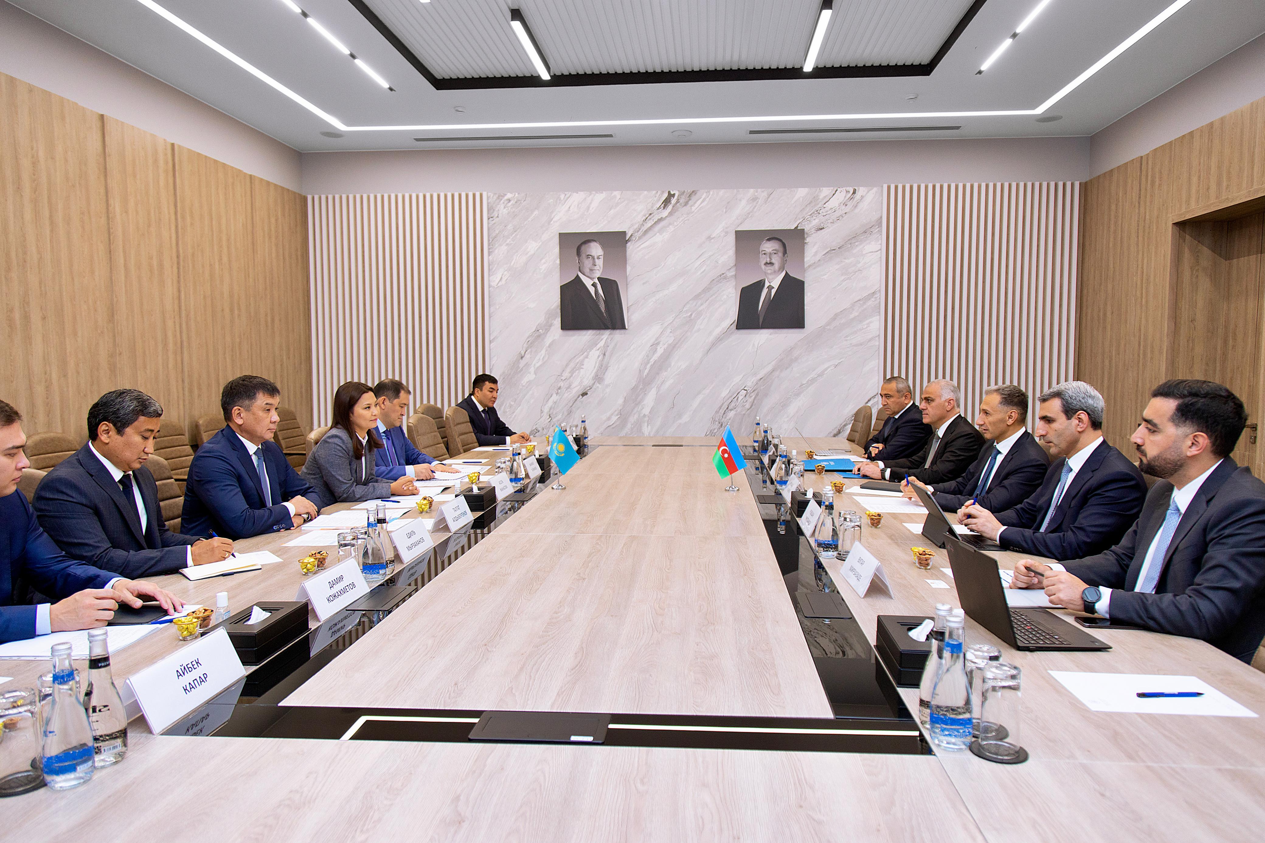 Вопросы развития ТМТМ обсуждены в Баку