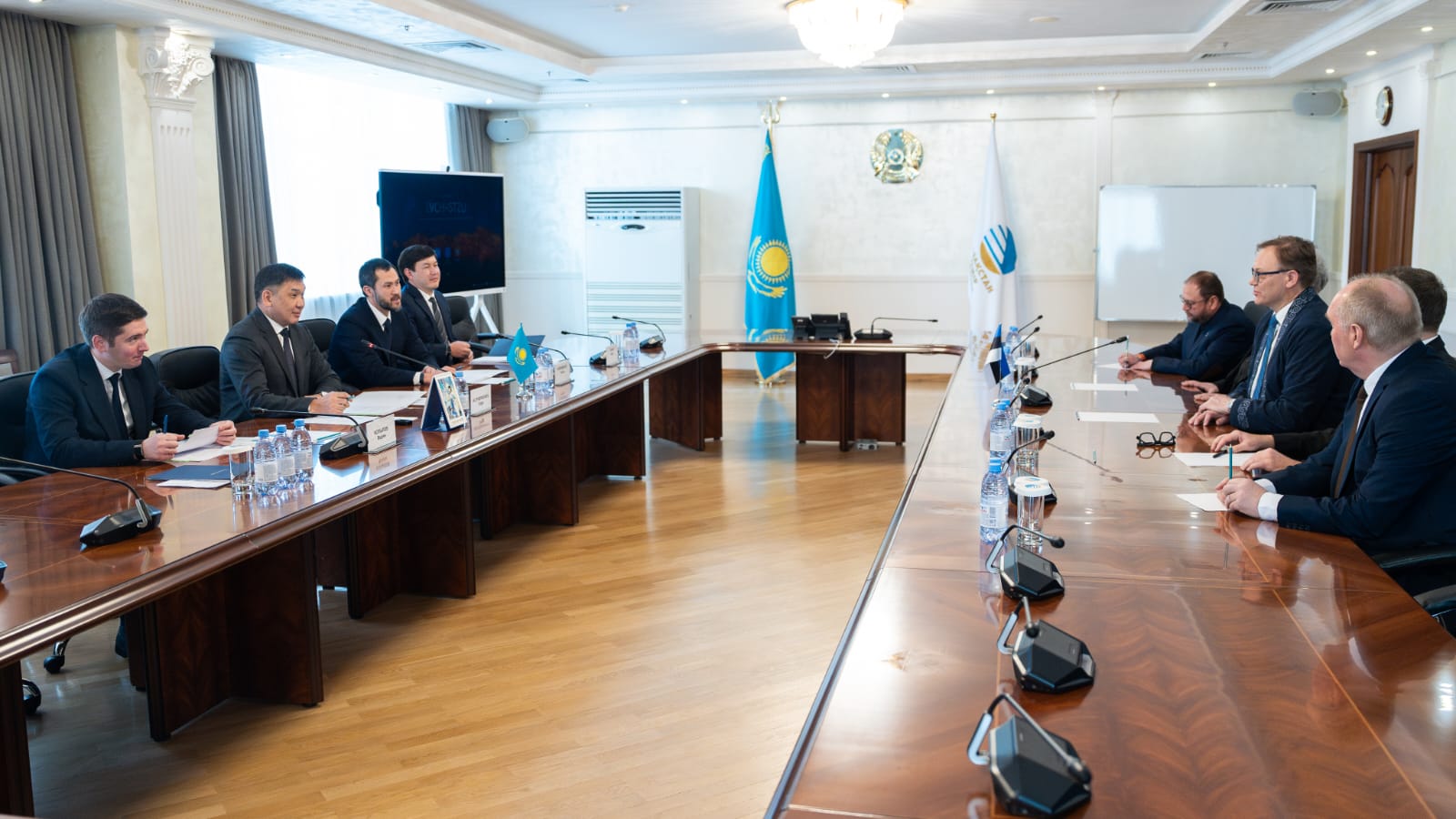 Глава КТЖ и Председатель правления Эстонской железной дороги обсудили перспективы развития