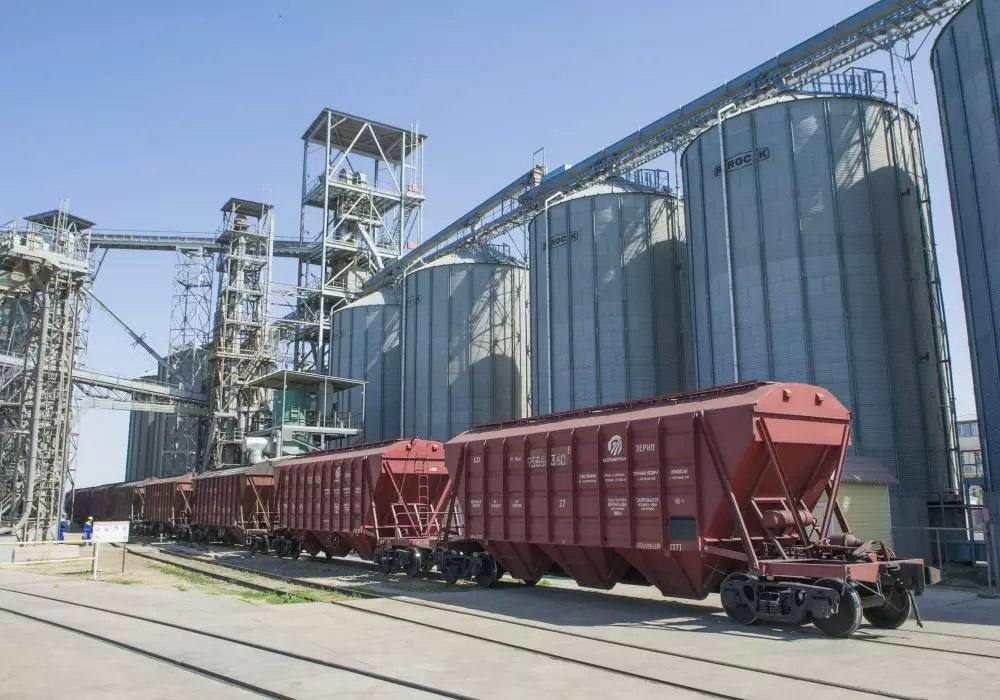 Uninterrupted delivery of grain and flour discussed in Shymkent branch of the Freight Transportation