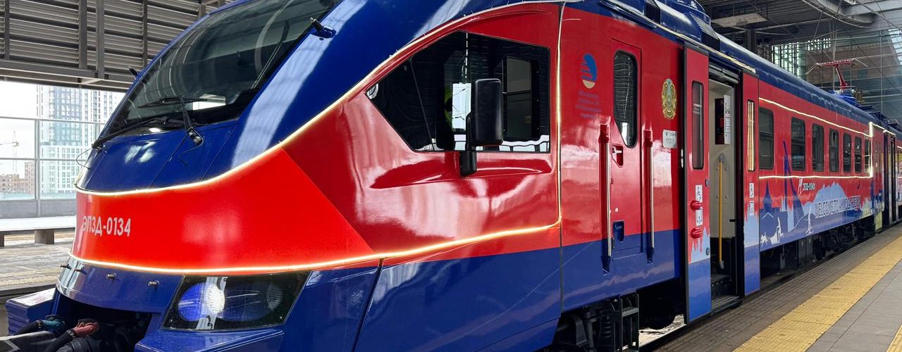 Дополнительные пригородные поезда перевезут более 3 тысячи пассажиров в период новогодних праздников