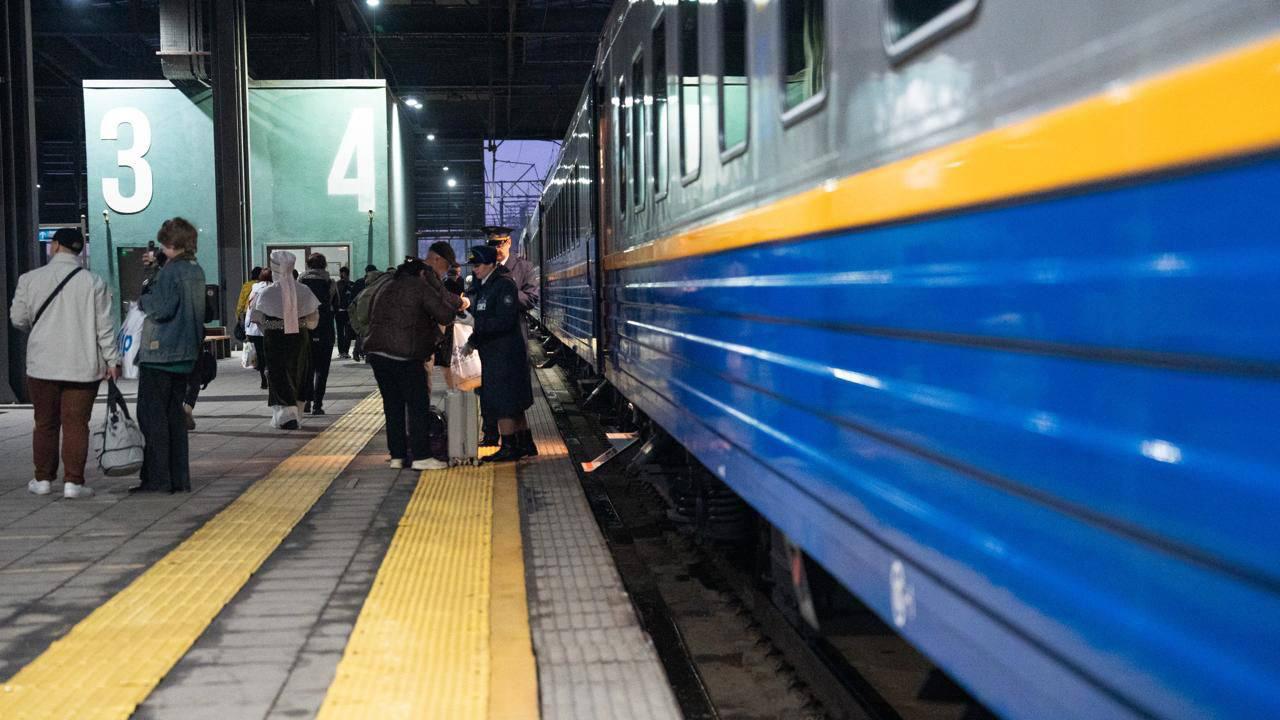 Нацперевозчик предоставит 16 тысяч дополнительных мест в майские праздники