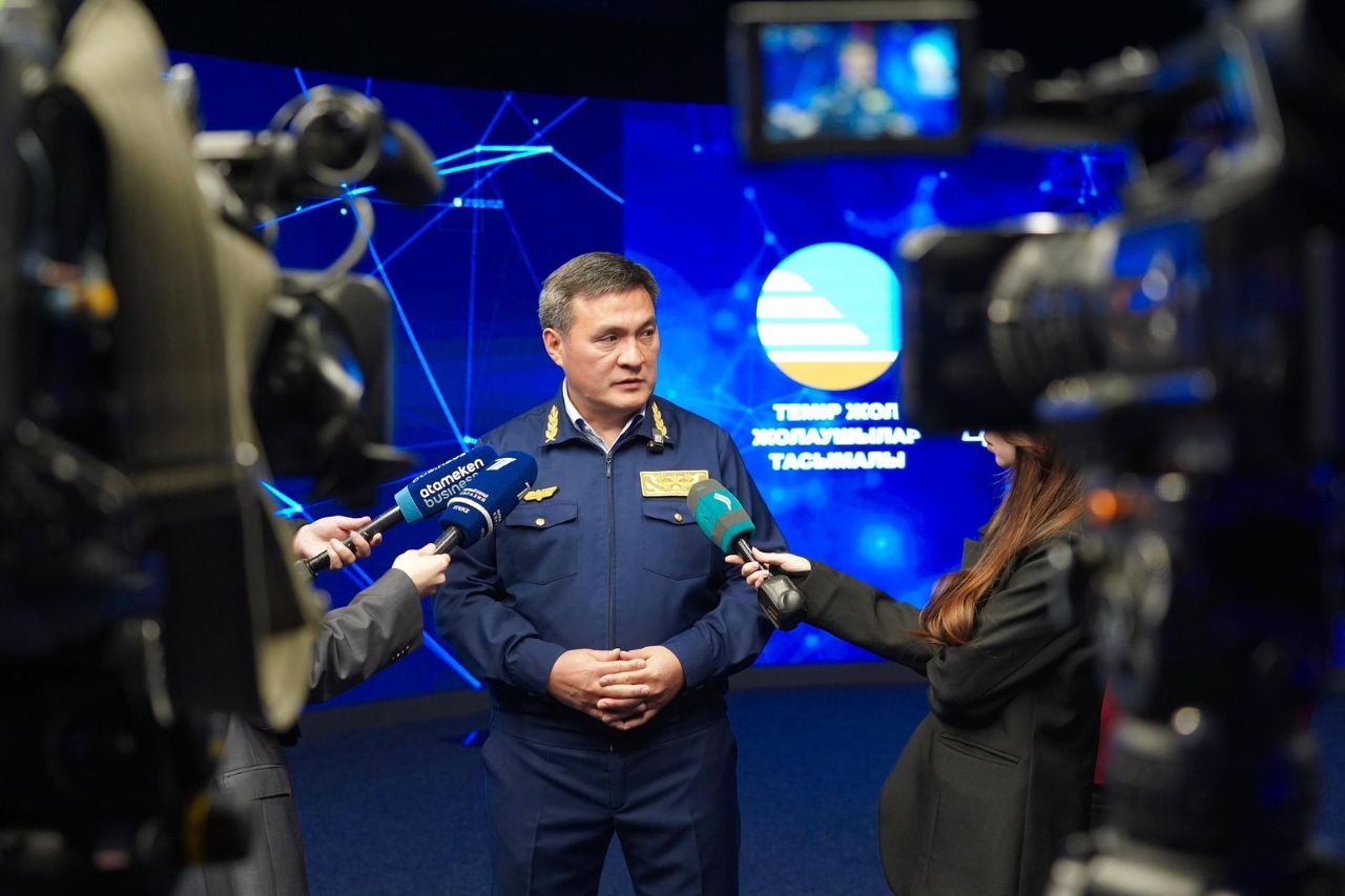 Развитие железнодорожных пассажирских перевозок: от новых вагонов до цифровизации