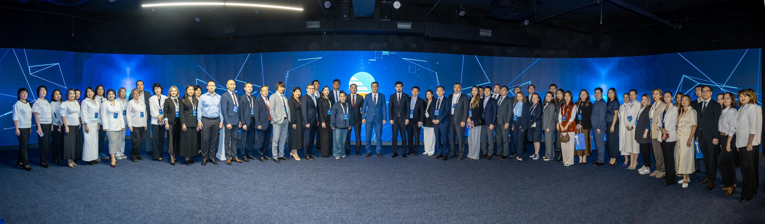 В КТЖ прошла стратегическая HR-сессия «HR – өндіріс серпіні»